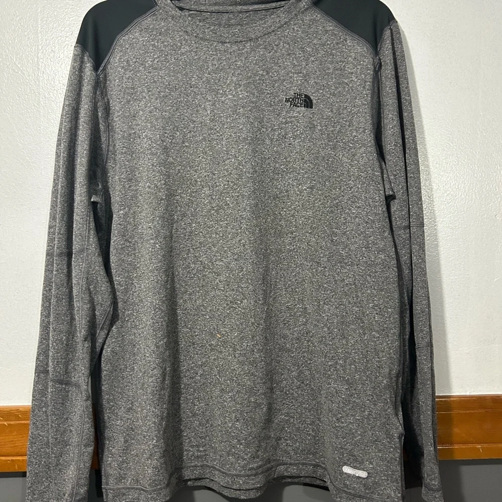 The North Face Men’s Long-Sleeve Heathered Gray Performance Shirt